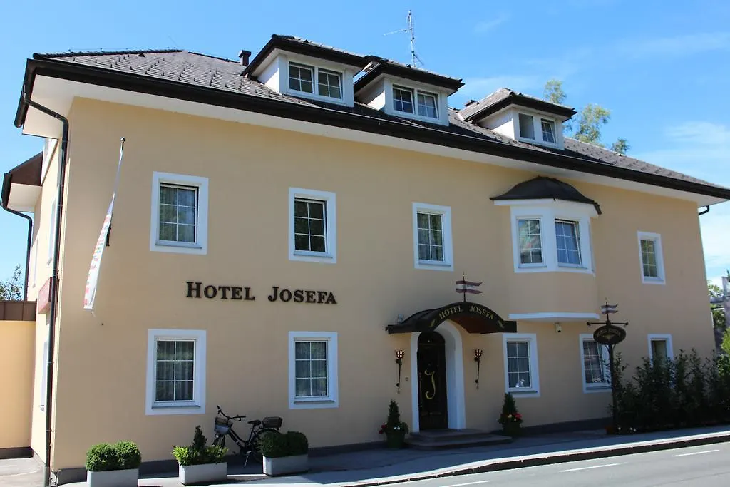 Hotel Josefa contacts